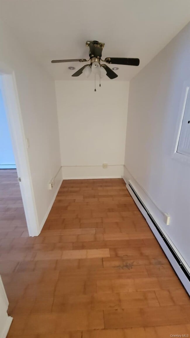 Building Photo - 83 Kraemer St