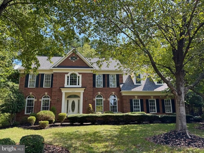 Building Photo - 11000 Farmview Way