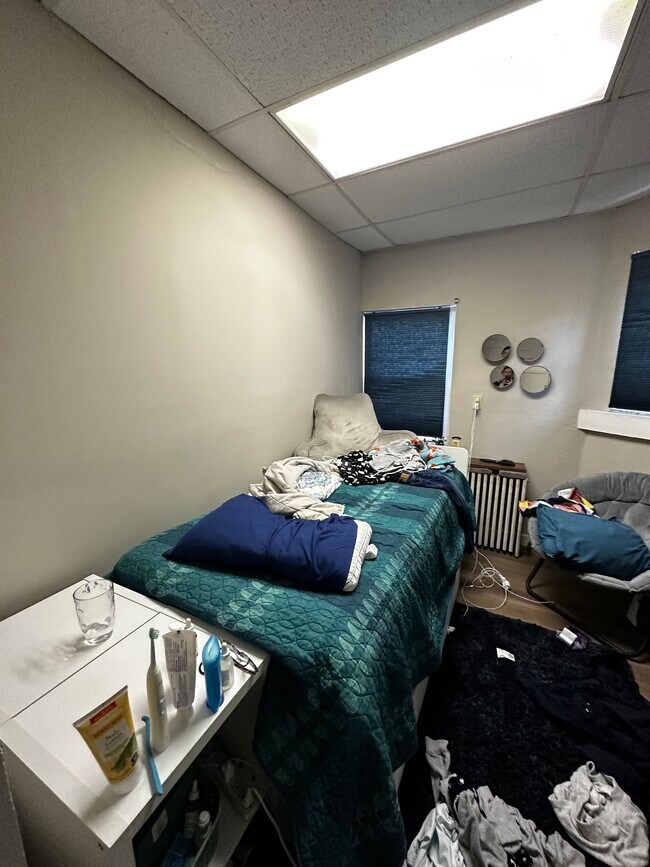 Building Photo - 286 N Bellefield Ave