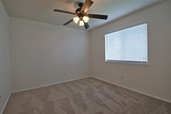 Building Photo - 115 Remington Dr