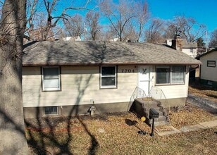 Building Photo - 7704 E 50th Terrace