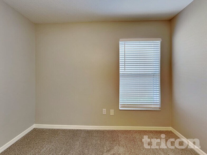 Building Photo - 34418 Smart Dr