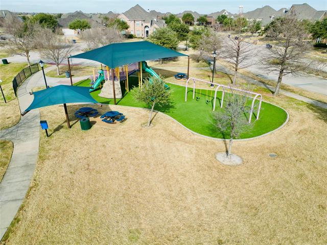 Building Photo - 810 Highland Hills Dr