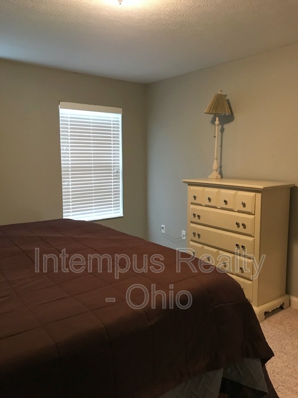 Building Photo - 5081 Dinard Way