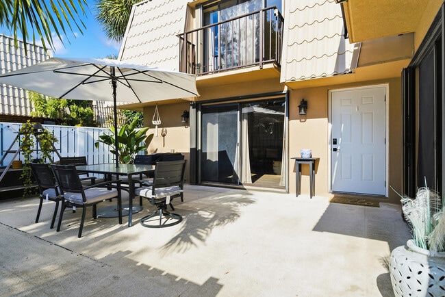 Building Photo - 6818 68th Way