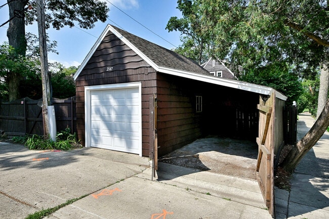 Building Photo - 2147 N 78th Ave