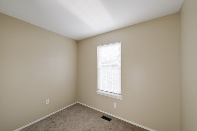 Building Photo - Beautiful Townhome Near Gunner's Lake in Germantown