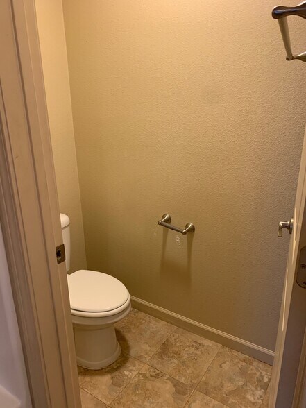 Building Photo - 3025 17th Ave W