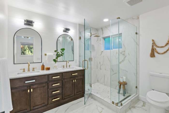 Building Photo - 148 Exbourne Ave