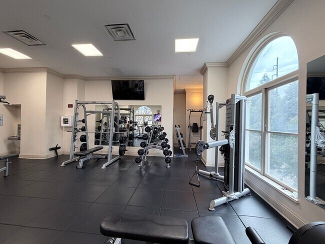 Building Photo - 199 14th St NE