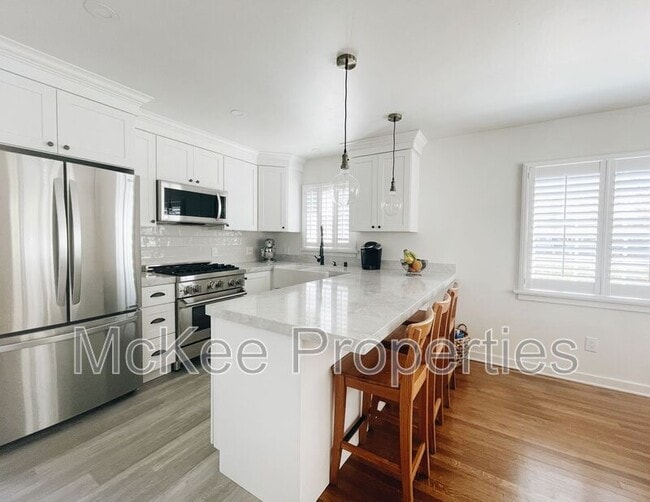 Building Photo - 277 B Ave