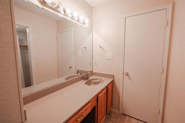 Building Photo - 10216 Lone Eagle Ct