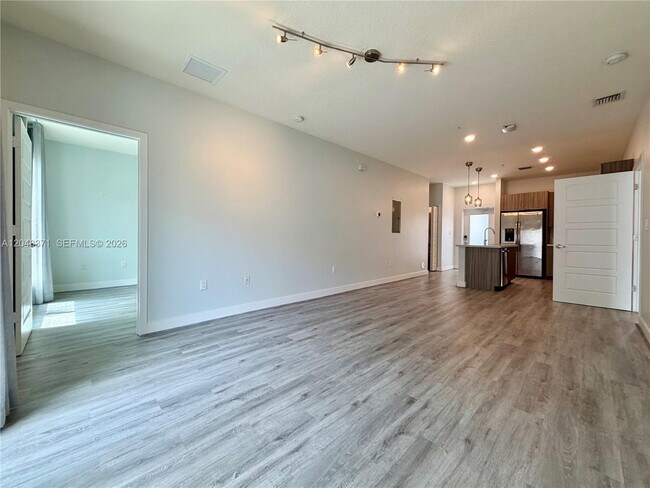 Building Photo - 4740 NW 84th Ct
