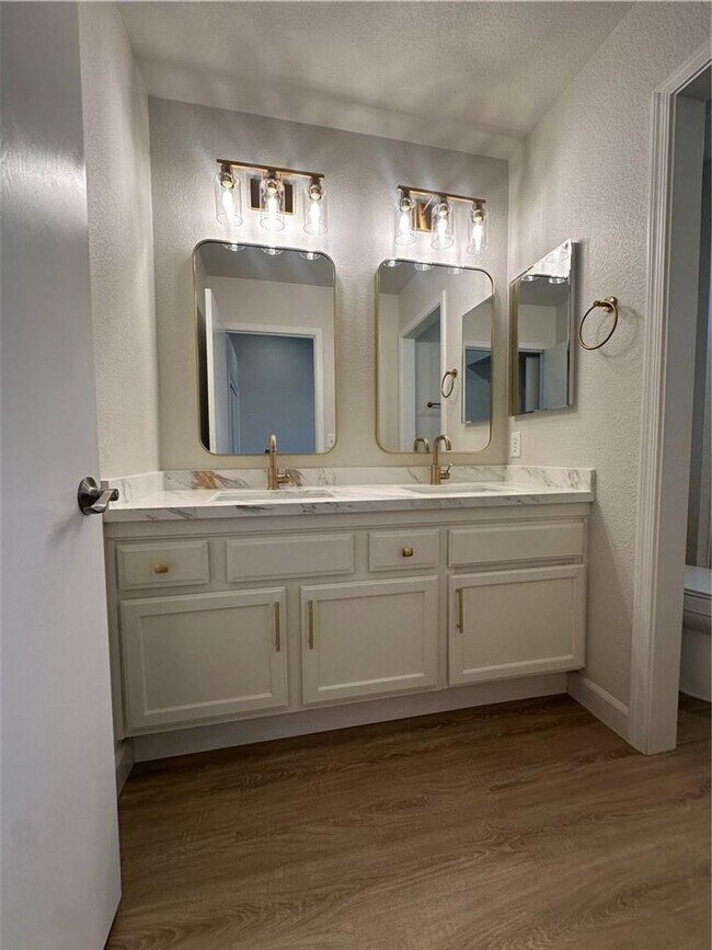 Building Photo - Summerlin 55+ Active Resort!!  Country Clu...