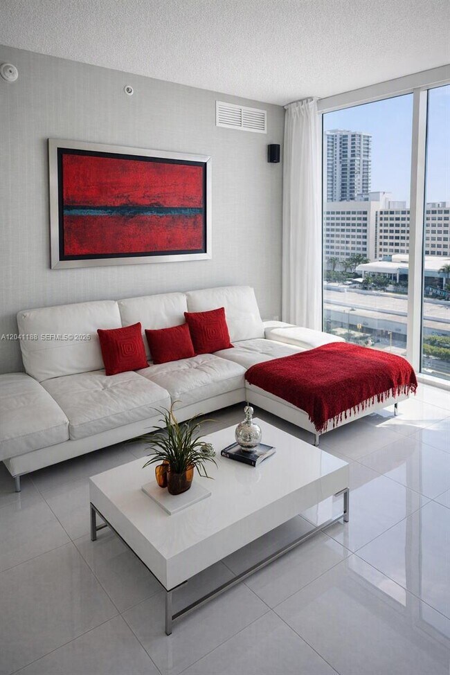 Building Photo - 150 Sunny Isles Blvd
