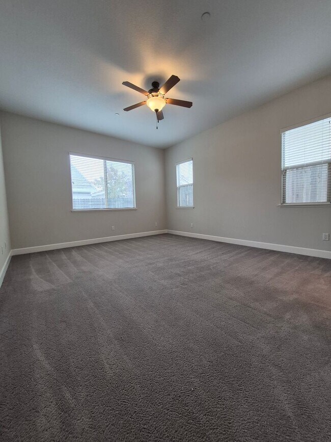 Building Photo - Now Leasing!! Gorgeous 3bd/2ba Single Story Home In Rocklin!