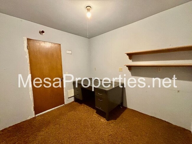 Building Photo - 9964 Arroyo Ave