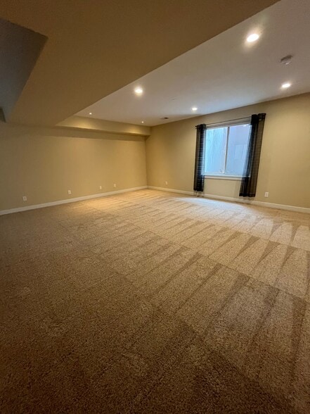 Building Photo - 7828 E 21st Ave