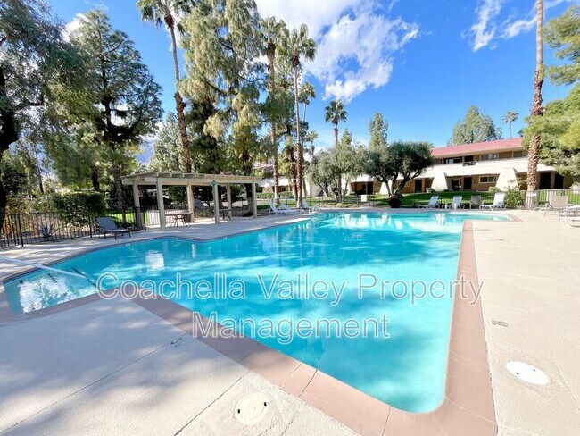 Building Photo - 2875 N Los Felices Rd