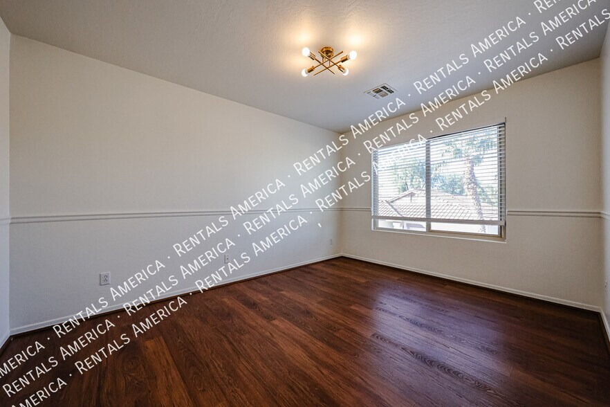 Building Photo - 6175 S Sharon Ct