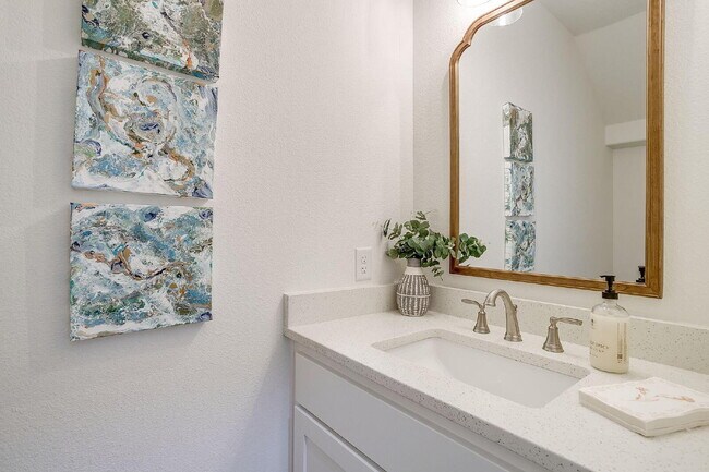 Building Photo - Brand New 3 Bedroom Home in The Residences at Cardinal Woods in Granbury!