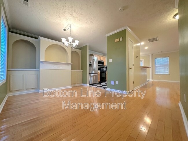 Building Photo - 131 Camforth Dr