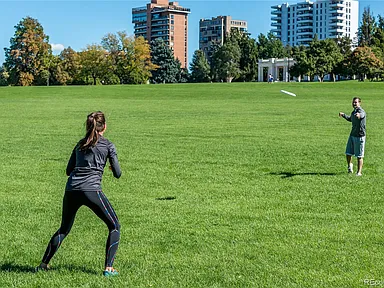 Cheesman Park nearby - 1260 York St