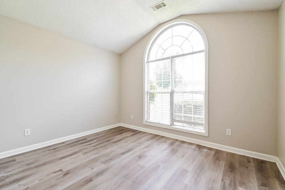 Building Photo - 3568 Brookstone Way