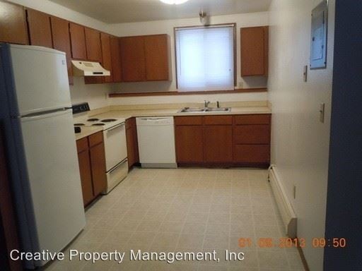 Building Photo - 829 11th Ave NW