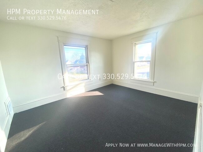 Building Photo - 1507 Garfield Ave SW