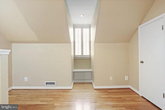 Building Photo - 568 N St Asaph St