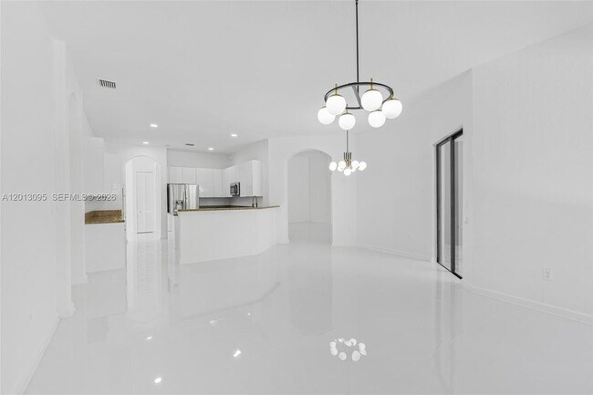 Building Photo - 7551 SW 187th St