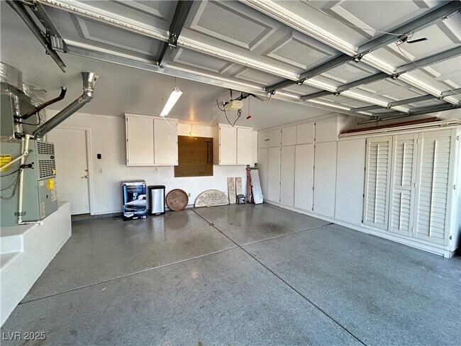 Building Photo - 9757 Derbyhill Cir