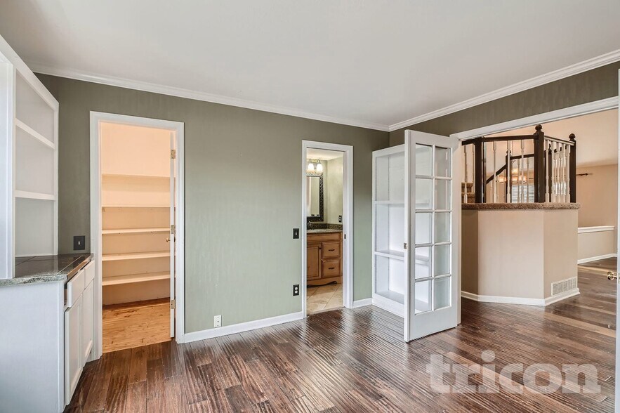 Building Photo - 5752 S Ouray Ct