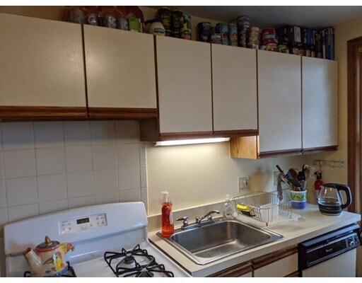 Building Photo - 48 Litchfield St