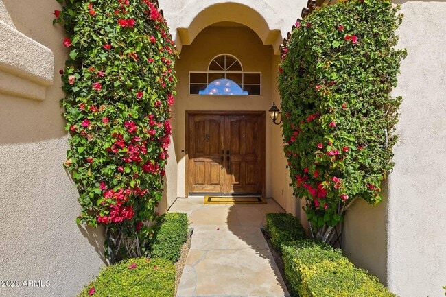 Building Photo - 7642 E Hartford Dr