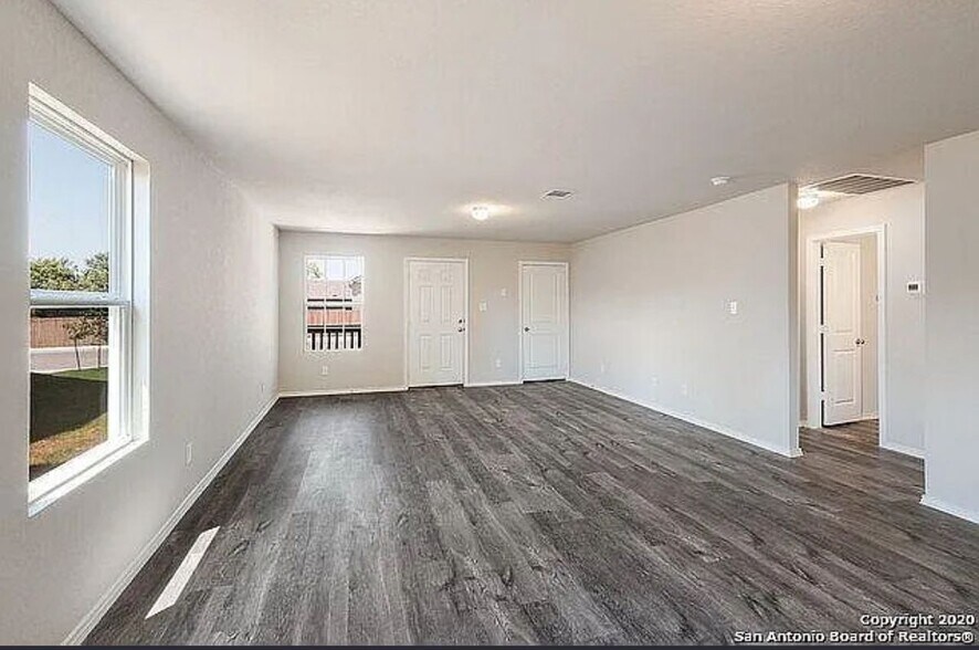 Building Photo - 9220 Griffith Run