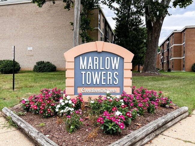 Building Photo - Suitland MD 2 BR 1 BA Renovated Condo