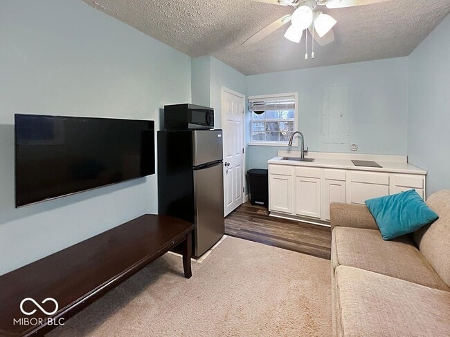 Building Photo - 2600 S Bryan St