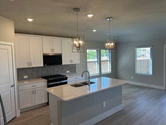Building Photo - 1410 Old Stead Dr