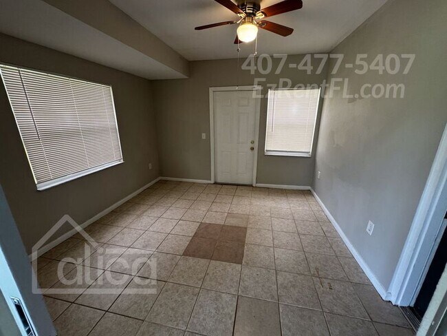 Building Photo - 6667 Carovel Ave