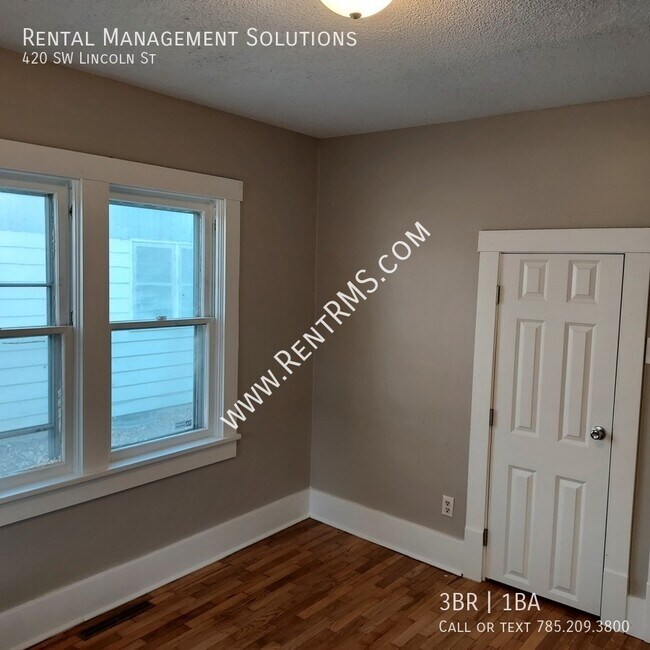 Building Photo - 420 SW Lincoln St