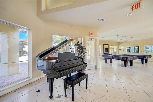 Building Photo - 4333 Bayside Village Dr
