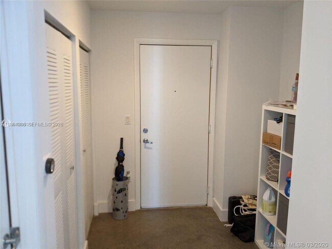 Building Photo - 133 NE 2nd Ave