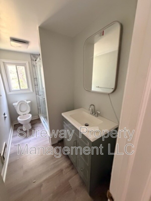 Building Photo - 991 Sherbrook Cir