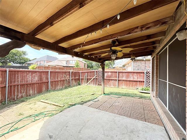 Building Photo - 15881 Grove Crest Dr