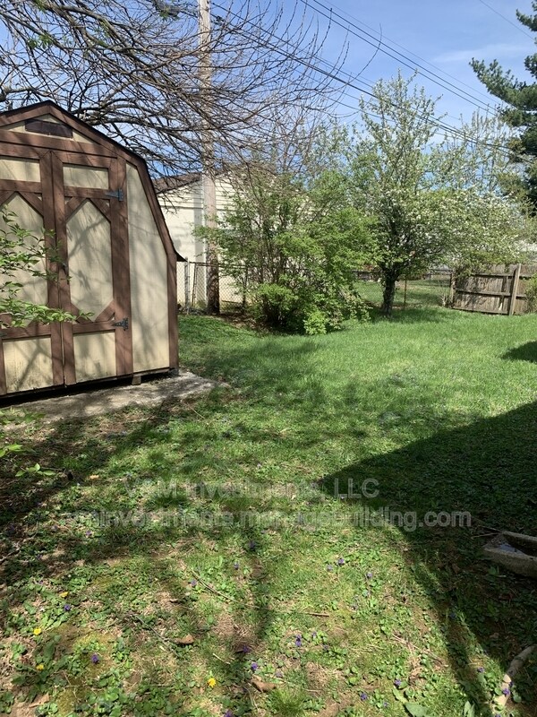 Building Photo - 3837 Wem Dr