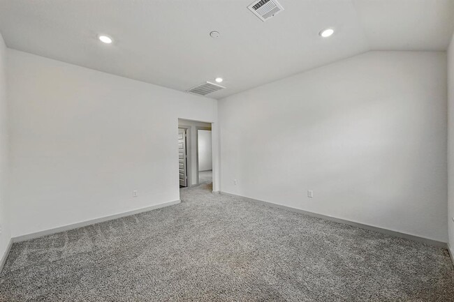Building Photo - 109 Cupreata Ln
