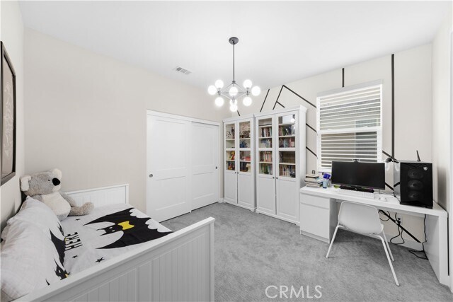 Building Photo - 545 Serrano Summit Dr