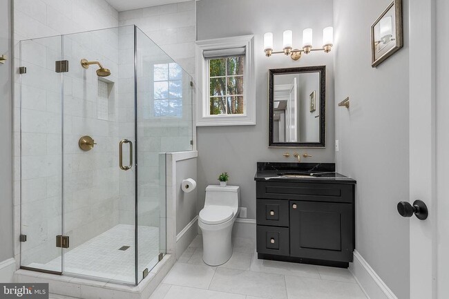 Building Photo - 7002 River Oaks Dr